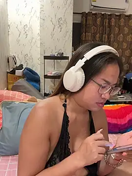 Chat XXX ao vivo de Ponthip
