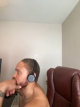Fathero1time Chat XXX in diretta
