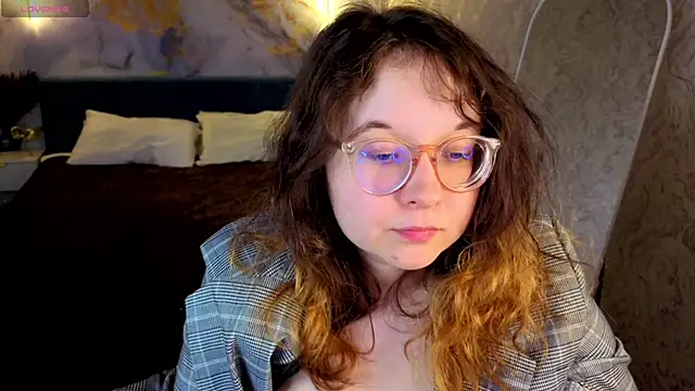 Aleks-casterrr's Live XXX Chat