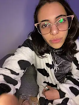 Czat XXX na żywo – Poison_Ivy_29