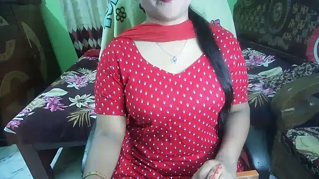 BengaliQueenStar Chat XXX in diretta