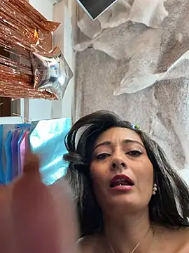 Czat XXX na żywo – IsabellaMariet