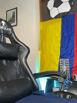Czat XXX na żywo – Dereck_Klain