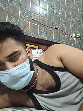 TNTBOSS01 Adlı Modelin Canlı XXX Sohbeti