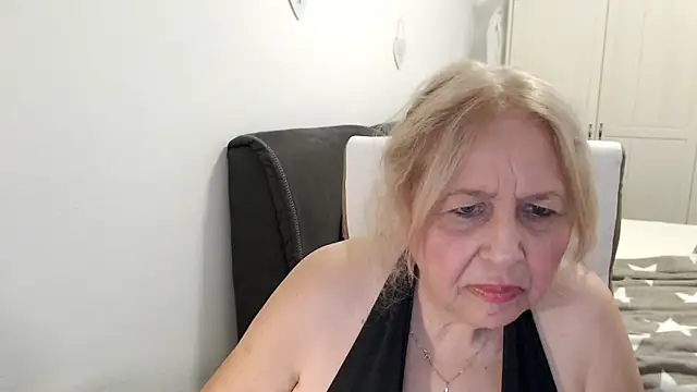 SusiLifeXXX – Live XXX-chat