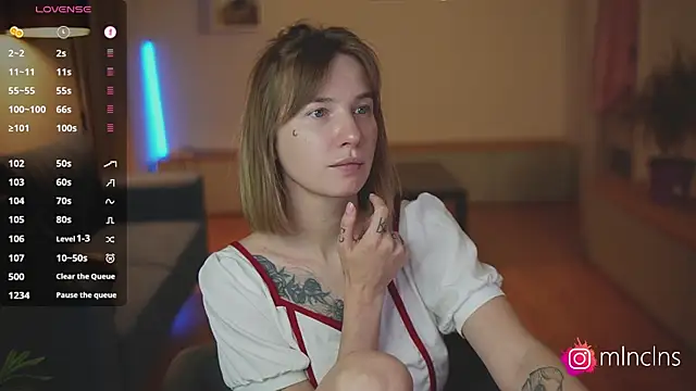 XXX chat uživo modela mel_collins