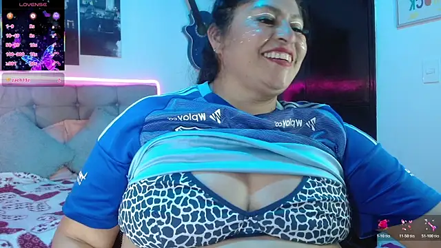 Keyla01_ Adlı Modelin Canlı XXX Sohbeti