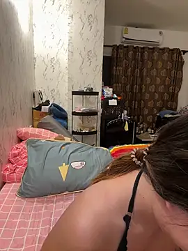 Ponthip's Live XXX Chat