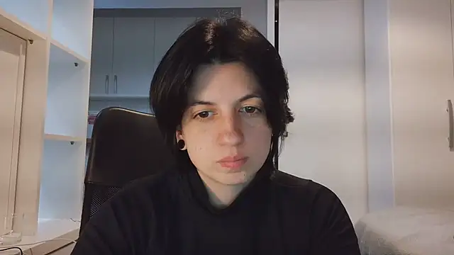 Chat +18 de kyslrana ao vivo