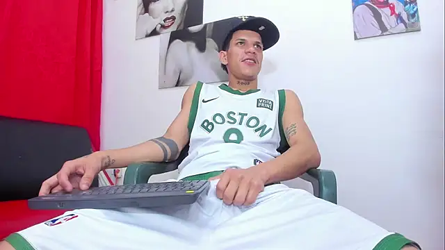 big_hot_boy_ – Live XXX-chat
