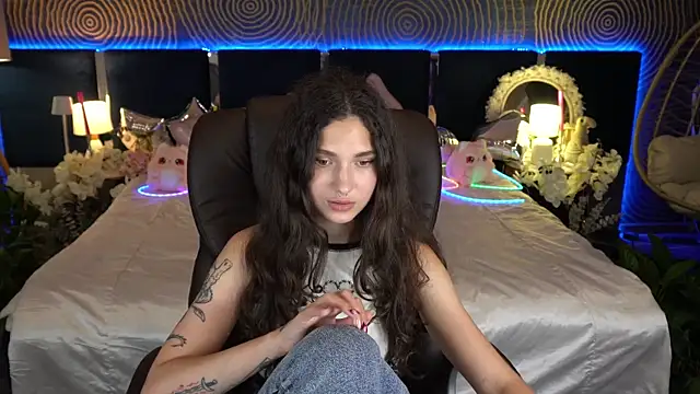 BabyFlowerr's Live XXX Chat