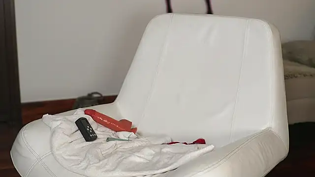 Katyerave Chat XXX live
