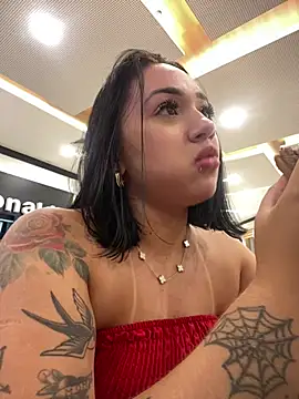 Chat +18 de Cam-Yumi ao vivo