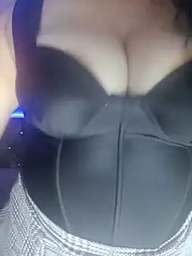XXX chat uživo modela MariaGaitan