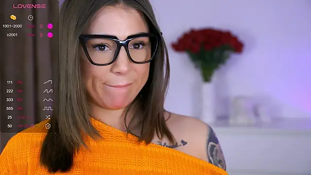 Онлайн чат XXX AishaSins
