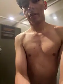 Онлайн чат XXX The_Conquer