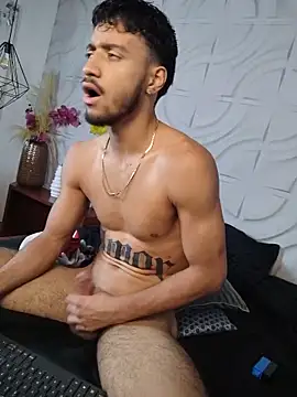 Chat +18 de alexis_stonne ao vivo
