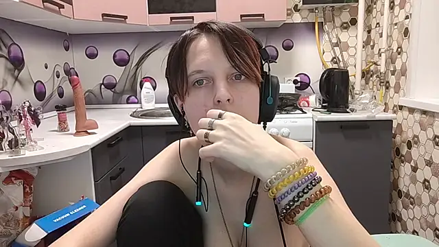 Saranade's Live XXX Chat