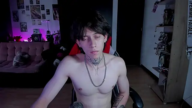 xIce_Boy: онлайн-секс-чат