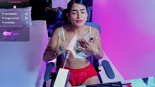 Chat XXX ao vivo de Alanna_Wild