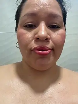 Lovelipsbig Chat XXX in diretta