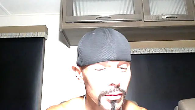ThickD2C's Live XXX Chat