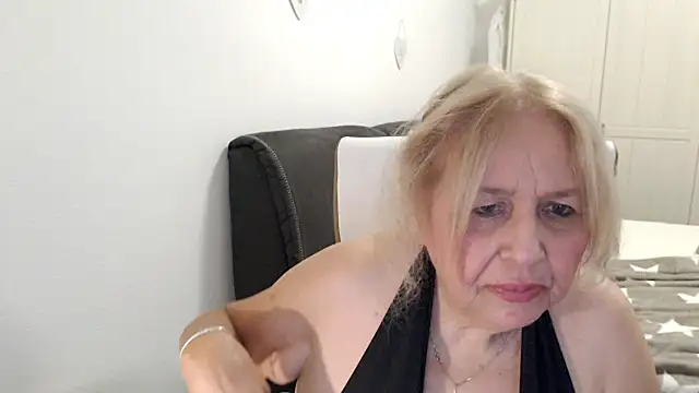 SusiLifeXXX's Live XXX Chat