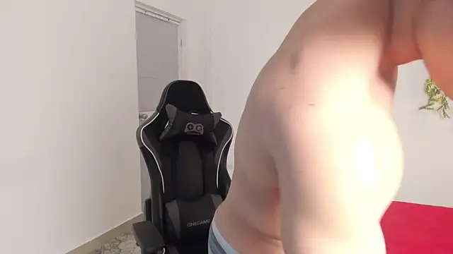 XXX chat uživo modela latin_beast4
