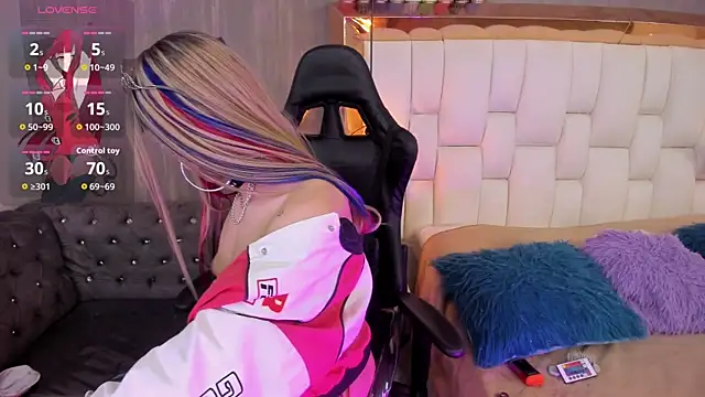 Foxxy_DollのライブXXXチャット