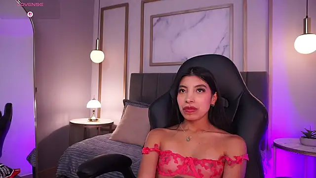 Tiffany_Low's Live XXX Chat