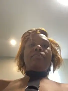 Sis27's Live XXX Chat