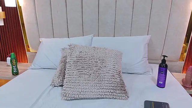 Carrie_GB – Naživo XXX chat