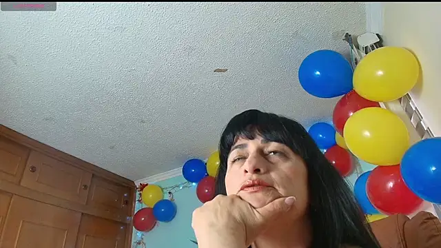 ISABEEL_SOFIA01 Adlı Modelin Canlı XXX Sohbeti