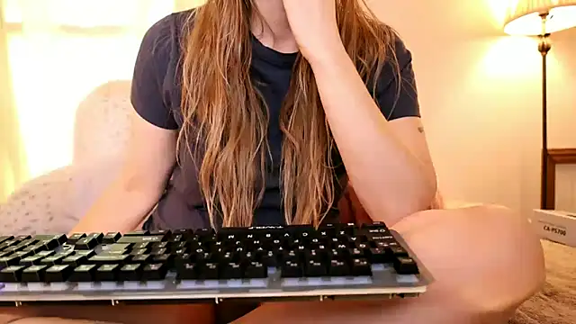 xxpixeyxx's Live XXX Chat
