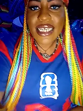 AmazonianMistress élő XXX-chatje
