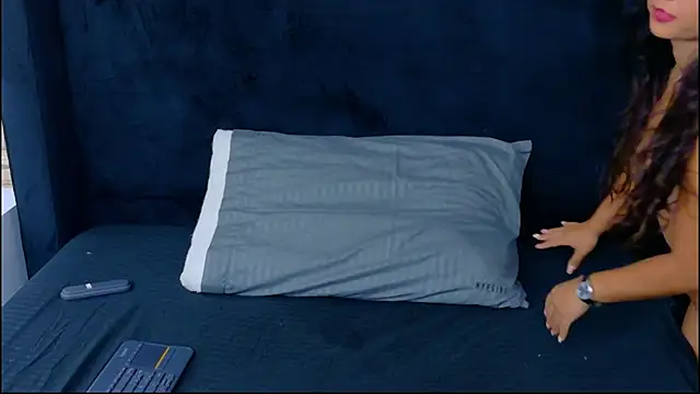 Chat +18 de SofiiaJhonson ao vivo