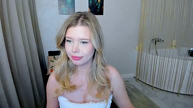 Chatroom XXX en direct de FollowLovee