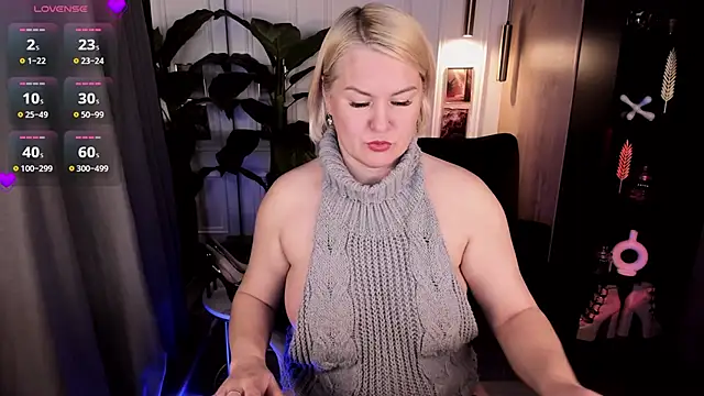 YolandaKiss Live XXX-Chat