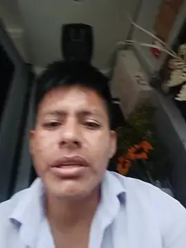 alexchir4 Show in webcam