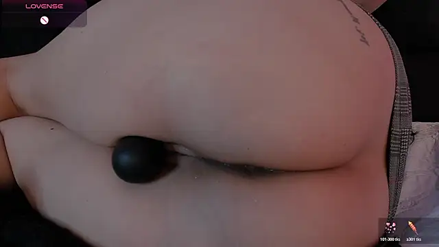ariadna_milano_'s Live XXX Chat