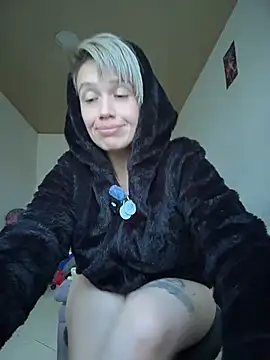 MARILYNKOVANOVA's Live XXX Chat