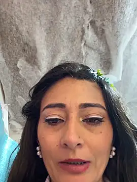 Chat +18 de IsabellaMariet ao vivo