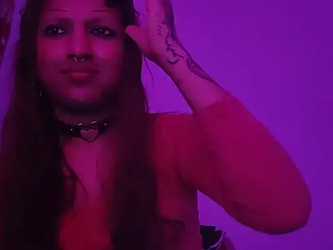 XXX chat uživo modela NyylaahhBabie