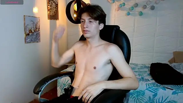 Marcoviolet live XXX chat