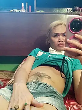 QueenSoreal live XXX chat