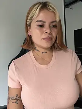 _CuteGirls_ Chat XXX in diretta