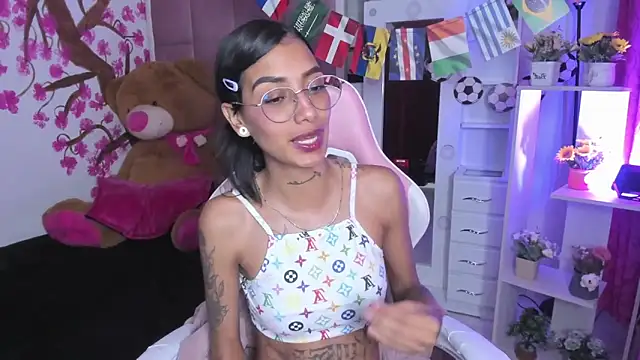 دردشة KarlaSlutSkinny__ الجنسية المباشرة