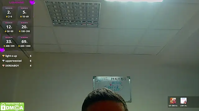 ZeinMiracles élő XXX-chatje