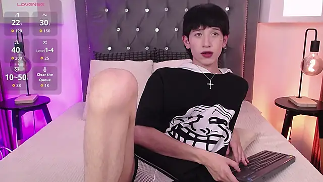 دردشة Emo_Boy_ الجنسية المباشرة