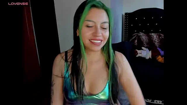 Chatroom XXX en direct de Midory_6
